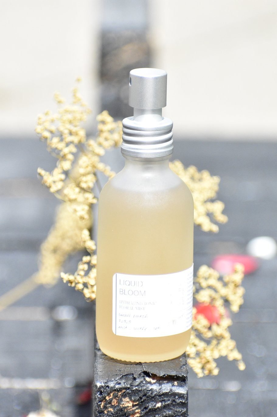 10 Clean, Natural, & NonToxic Perfume Brands You Can Trust