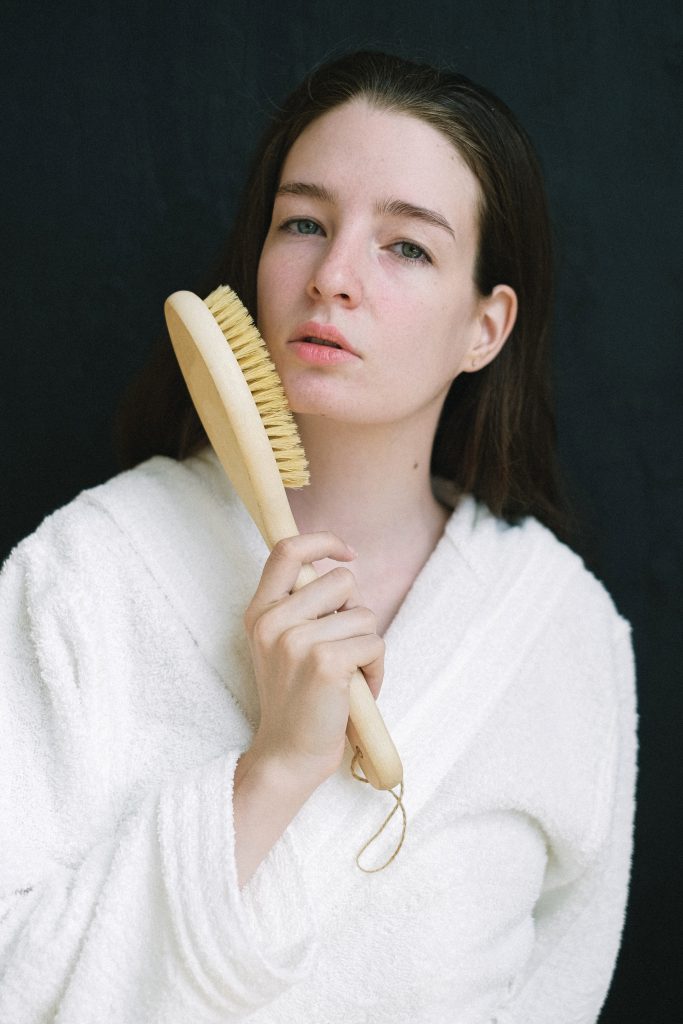 what are the risks of dry brushing