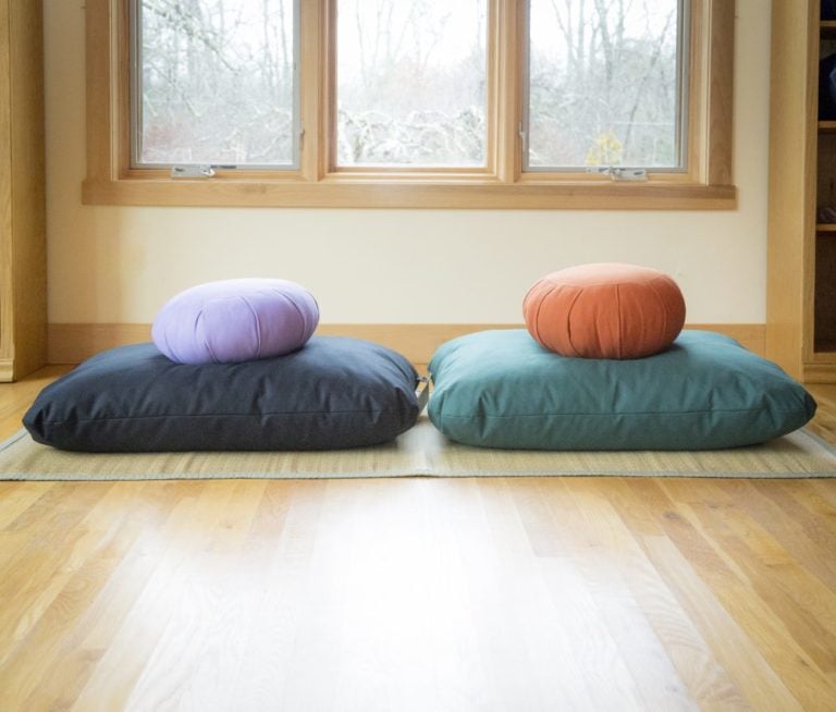 7 EcoFriendly, NonToxic Bean Bag Chairs for 2024 The Filtery