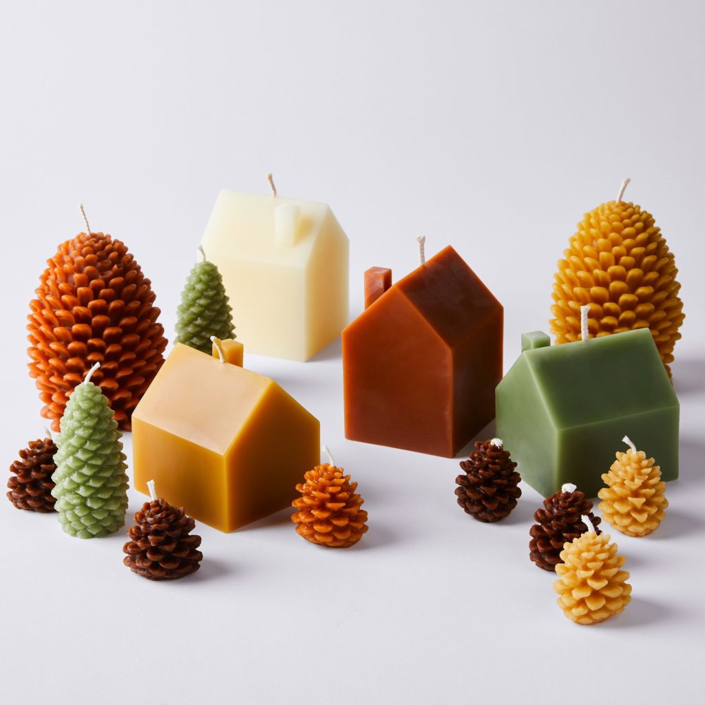 Why Choose Beeswax Candles? Health, Environment & The Best Candles –  hivetohomecandleco