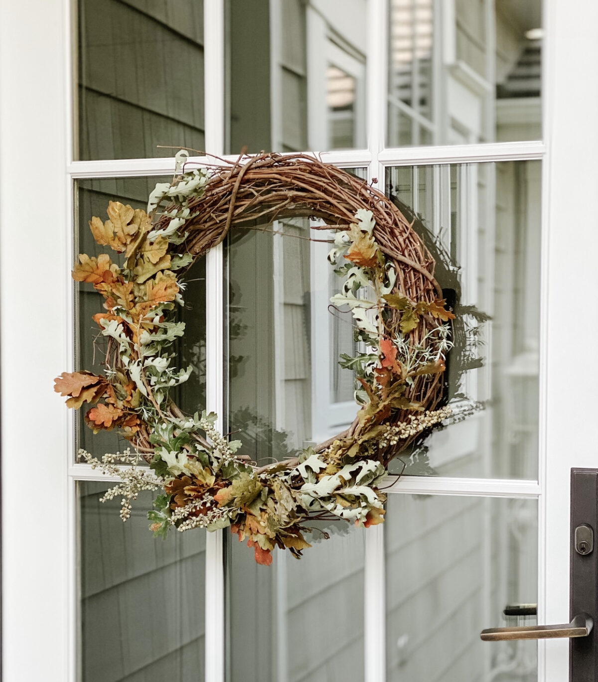 diy holiday wreath using natural materials from Santuary Home Decor