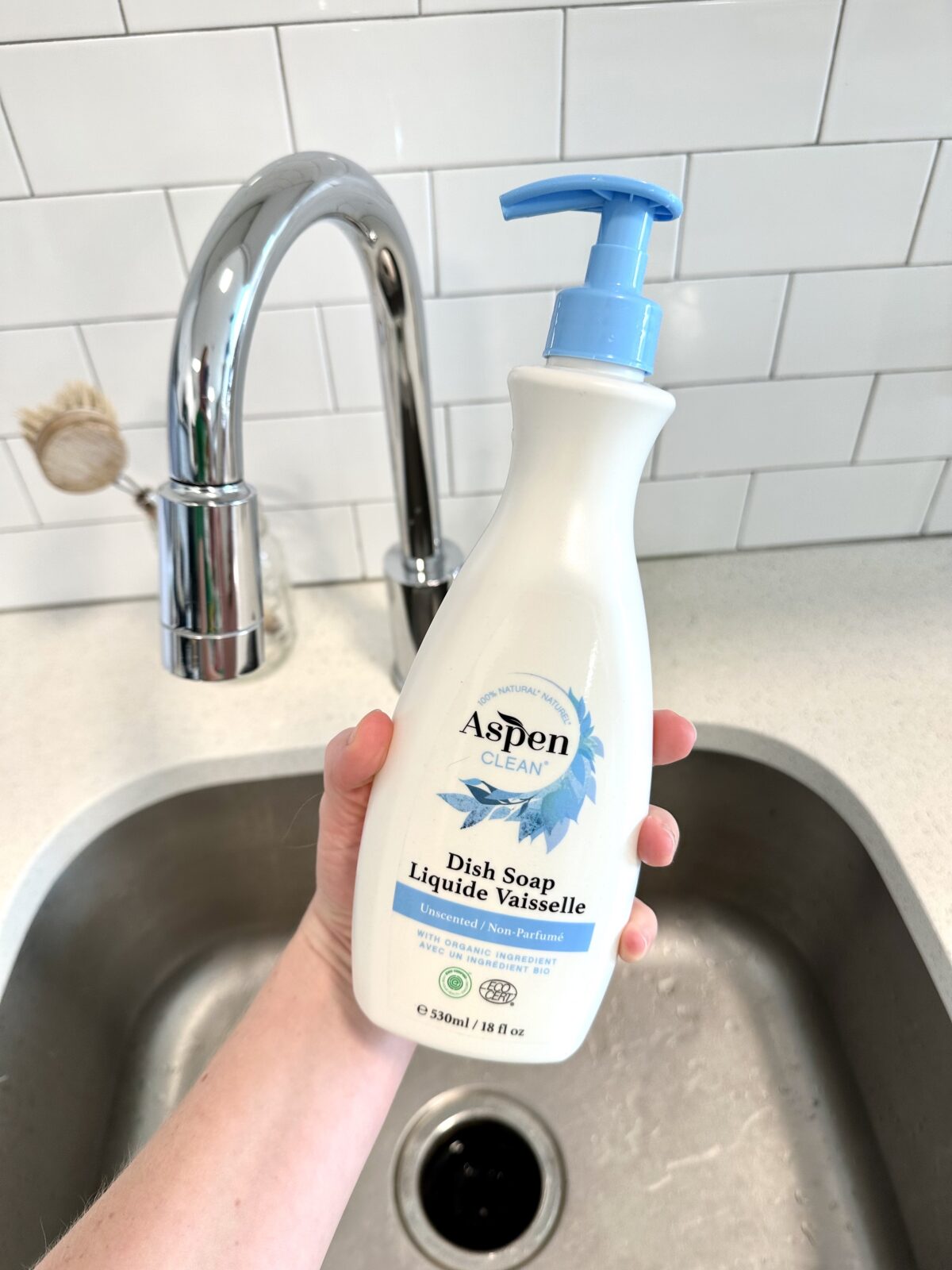 https://www.thefiltery.com/wp-content/uploads/2023/09/natural-dish-soap-from-AspenClean-on-TheFiltery.com_-1200x1600.jpg